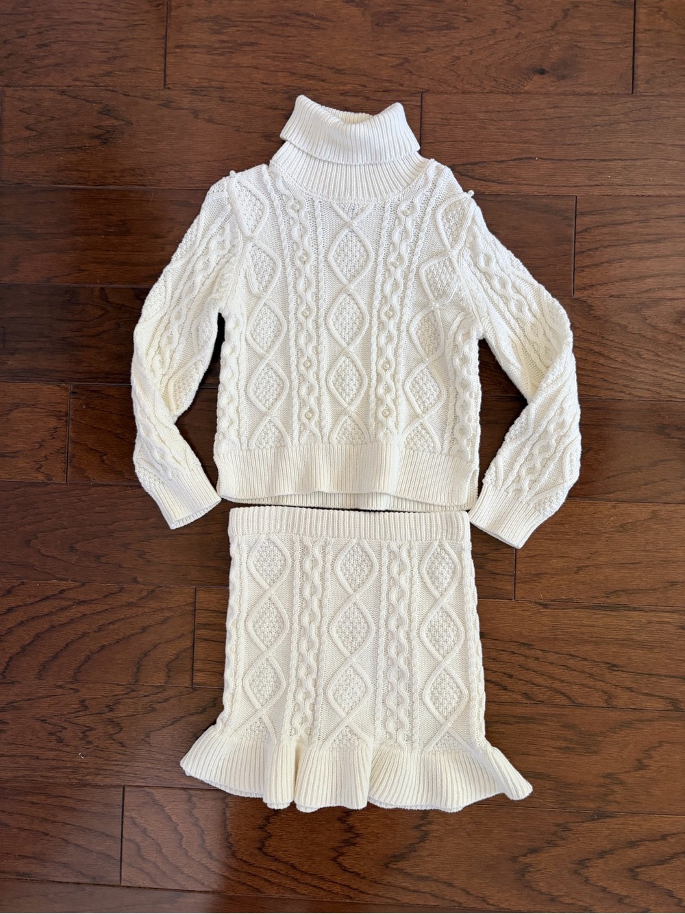 Max Studio Ivory Cable Knit Turtleneck Sweater